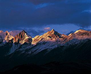 《活侠传》更新后差评不断：玩家不满NTR剧情回归